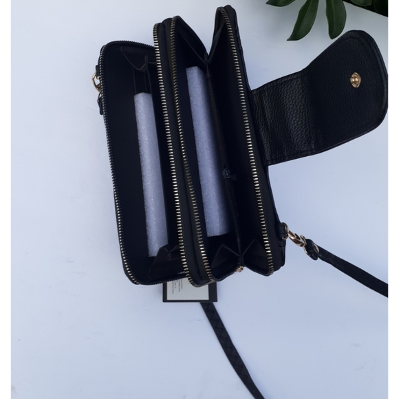 Beverly Hill purse - Picture 2 of 5